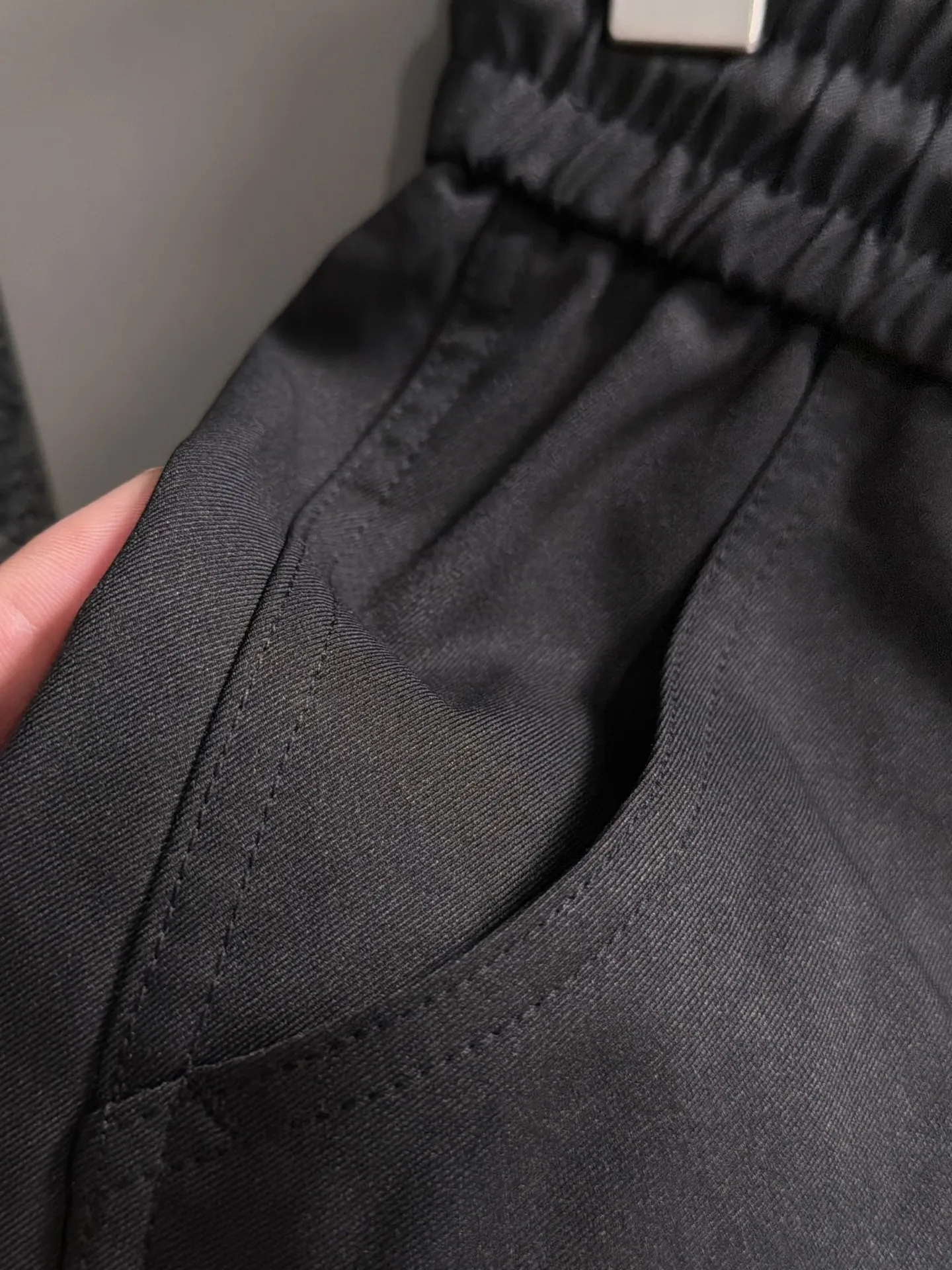 LP 2041 spring and summer New Arrival casual pants, counter-customized fabric Breathable, high comfort, impeccable details, brand element design concept, reflecting high quality. It feels delicate and soft! It presents a casual cut and the upper body shape is great! Sizes:M-4XL